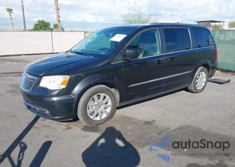 2016 Chrysler Town & Country Touring from USA, damaged, VIN 2C4RC1BGXGR231146